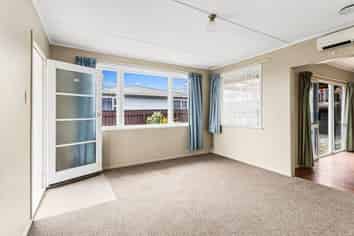 73 Pohutakawa Place, Bell Block