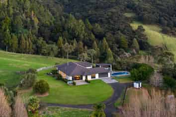 42 Rauhori Road, Makarau