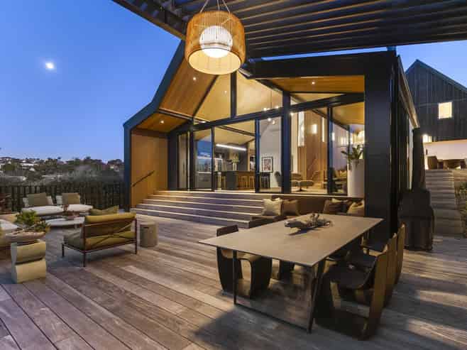 90 Grampian Road, St Heliers