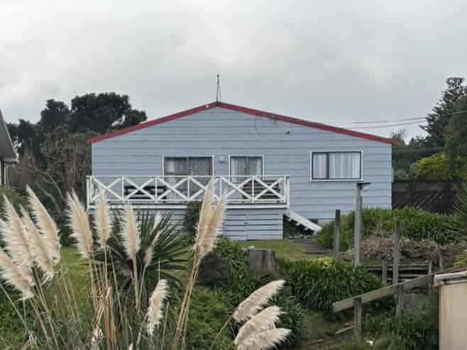 26 Whanake Street, Titahi Bay