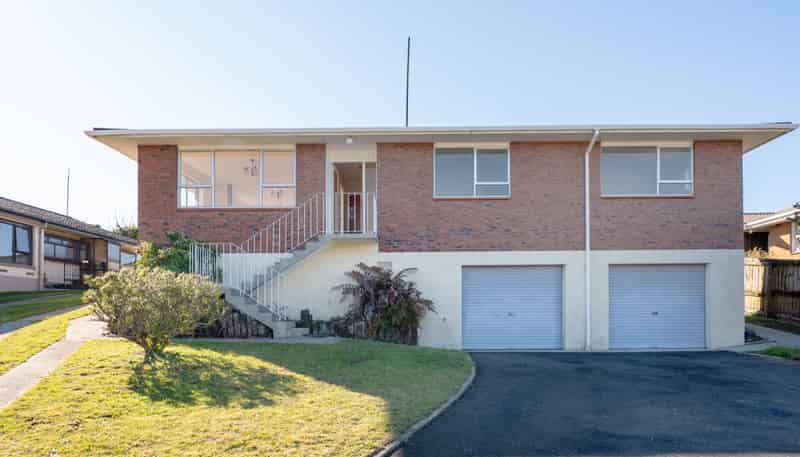 1 Hinau Street, Pukehangi