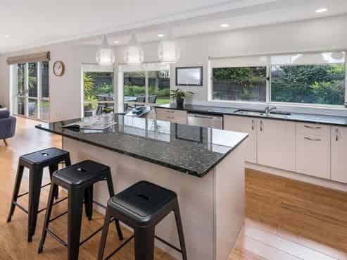 5 Pintner Place, Somerville