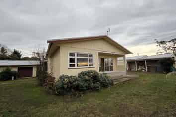 13 Joseph Street, Taieri Mouth