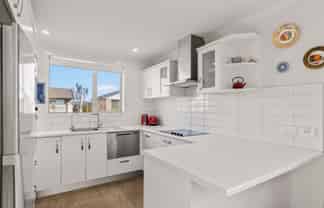 41/4 Greystone Place, Omokoroa