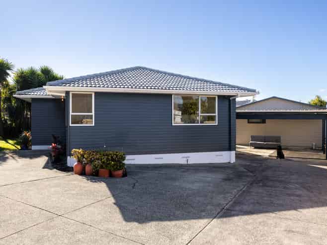 12 Tabitha Crescent, Henderson
