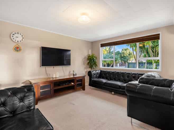 12 Tabitha Crescent, Henderson