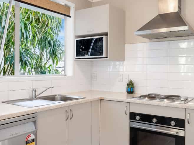12 Tabitha Crescent, Henderson