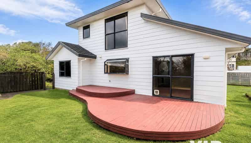 36B Kentwood Drive, Woodridge