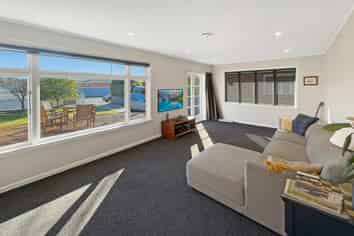 18 Miller Av, Allenton