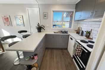18 Miller Av, Allenton