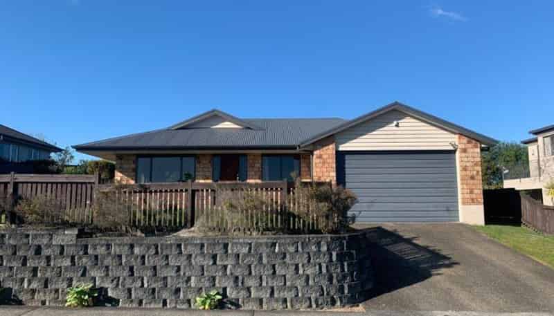 7 Bishopsworth Way, Huntington