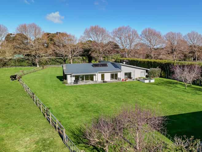 53 Western Line, Brunswick