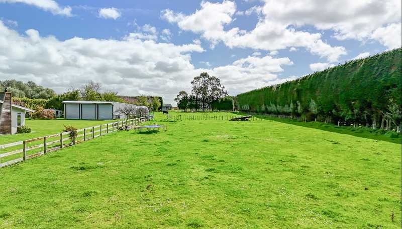 53 Western Line, Brunswick