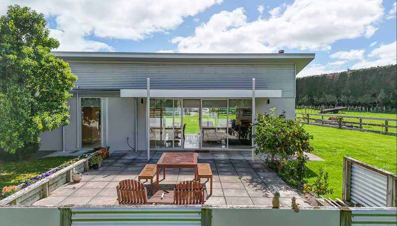 53 Western Line, Brunswick