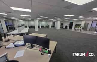 419sqm CBD Office | 8 Car Parks