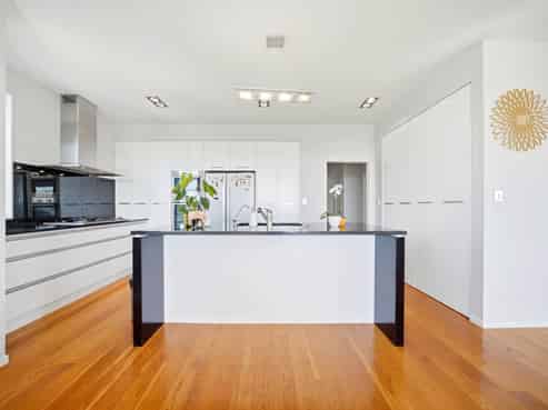24 Fernhill Way, Pinehill
