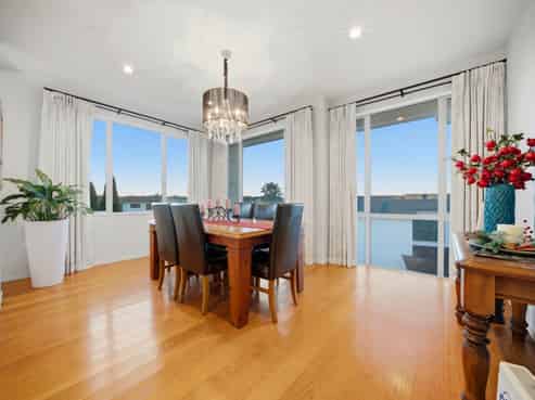 24 Fernhill Way, Pinehill