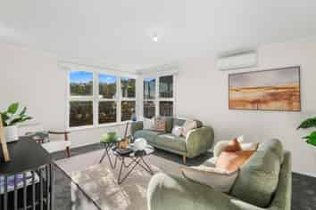 5 Sealy Place, Bryndwr