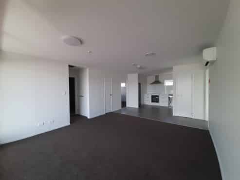 2F/4045 Great North Road, Glen Eden