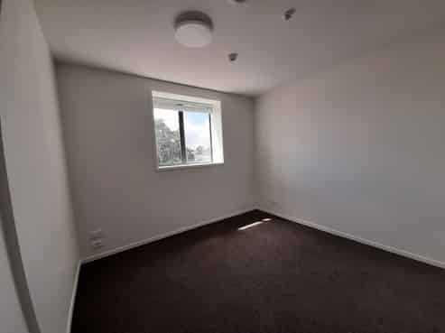 2F/4045 Great North Road, Glen Eden
