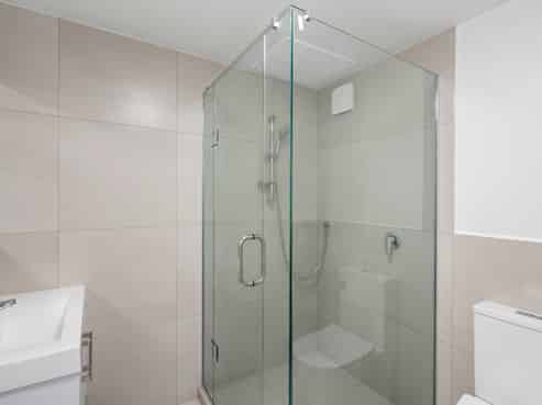 2E/4045 Great North Road, Glen Eden
