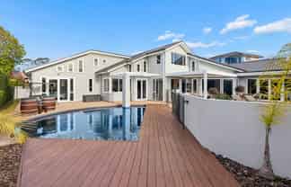 15 Sissinghurst Court, Bethlehem