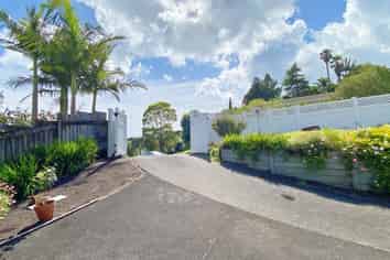 22 Squirrel Lane, Browns Bay
