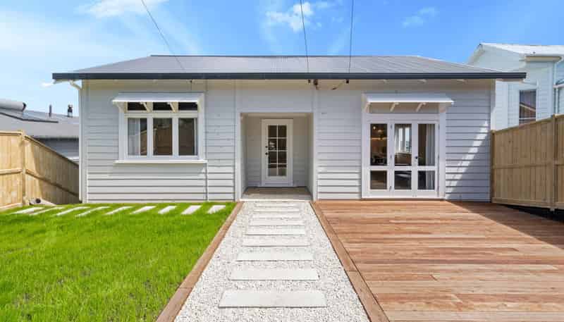 43 Roberton Road, Avondale