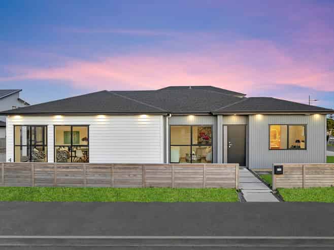 28 Korowhiti Road, Clarks Beach