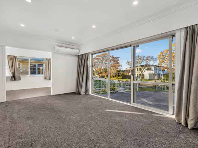 14 Mckean Avenue, Manurewa