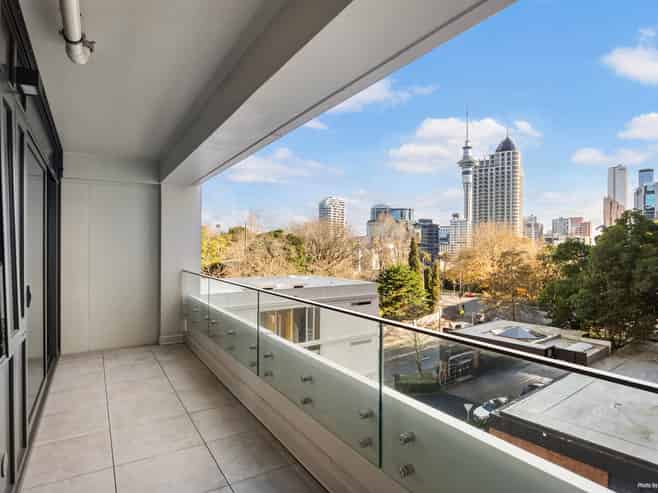 5D/14 Waterloo Quadrant, Auckland Central