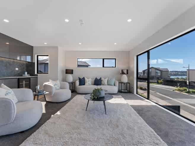 7 Picnic Point Road, Hobsonville