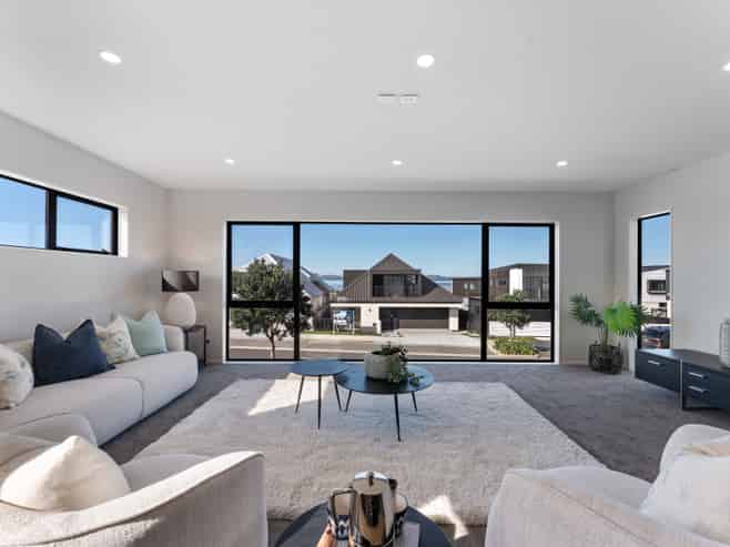 7 Picnic Point Road, Hobsonville