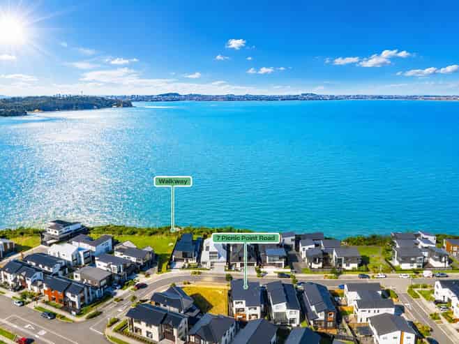 7 Picnic Point Road, Hobsonville