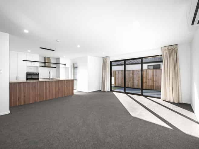 51a Wakeman Drive, Lincoln