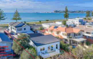 38a The Esplanade, Westshore