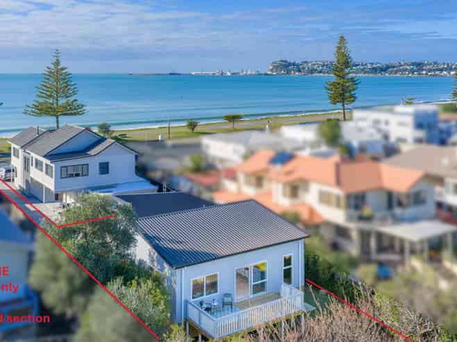 38a The Esplanade, Westshore