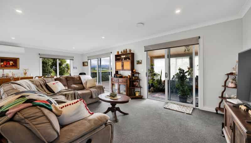11 High Street, Eltham