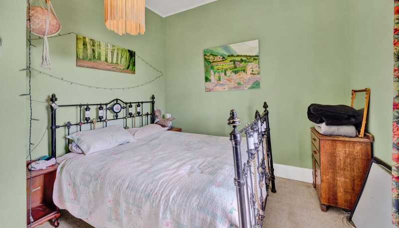 11 High Street, Eltham
