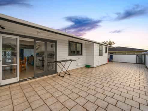 214a Edmonton Road, Te Atatu South