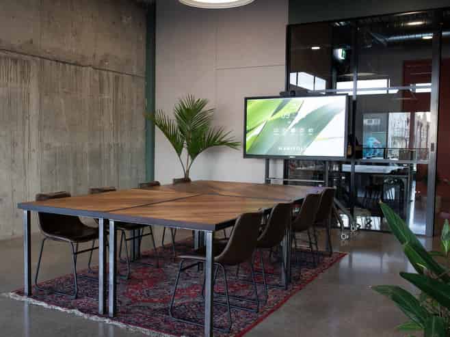 Manifold flex office | 1 - 8 desk offices