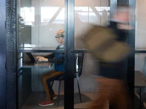 Manifold flex office | 1 - 8 desk offices