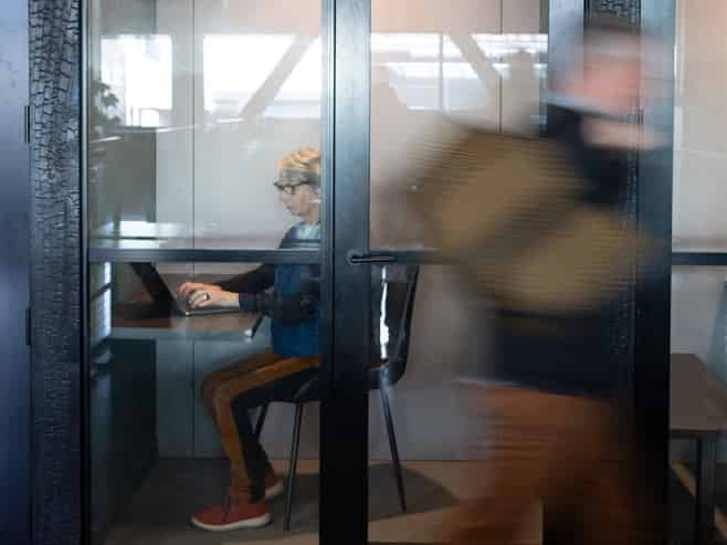 Manifold flex office | 1 - 8 desk offices
