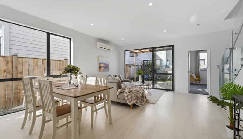 9 Pihoihoi Place, Hobsonville