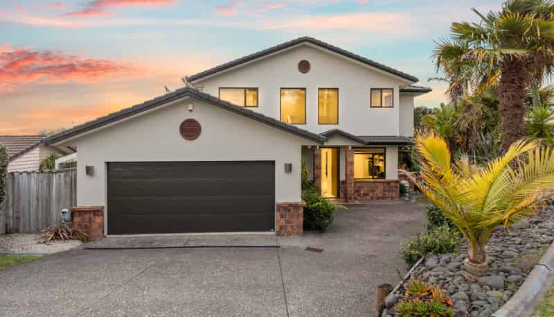 2 Driftwood Drive, Red Beach