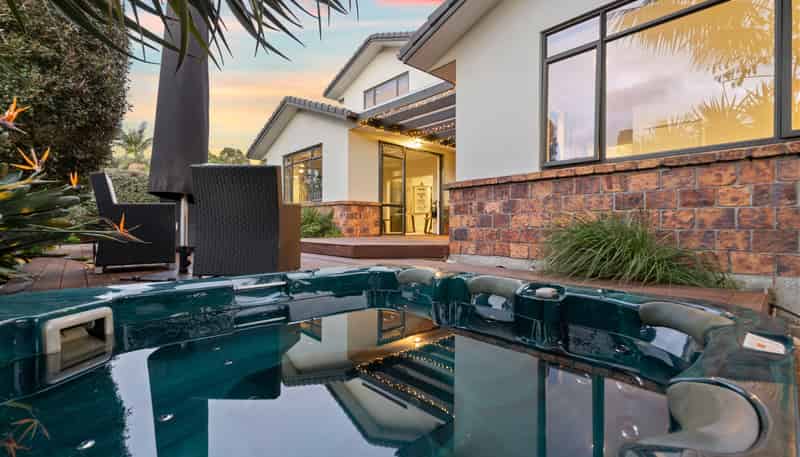 2 Driftwood Drive, Red Beach