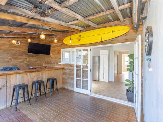62 First Avenue, Kingsland