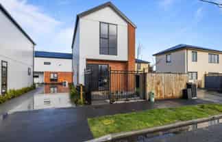 1/452 Gloucester Street, Linwood