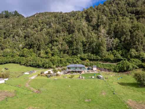 790 Four Rivers Highway, Murchison