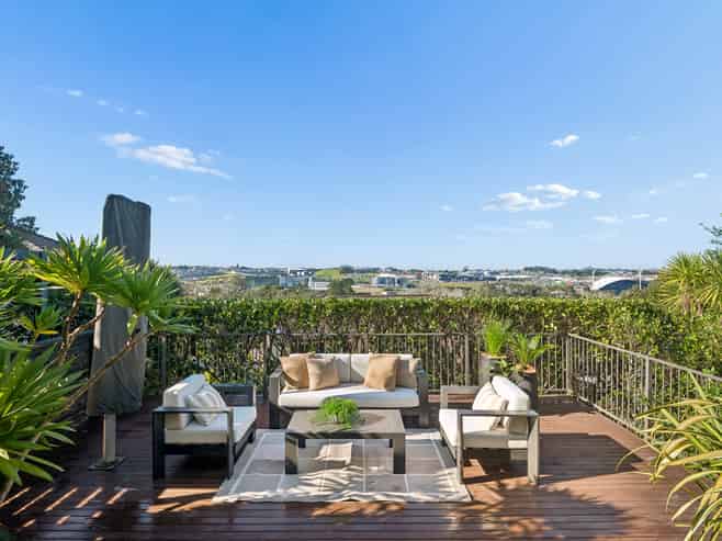 15 Valdena Avenue, Albany